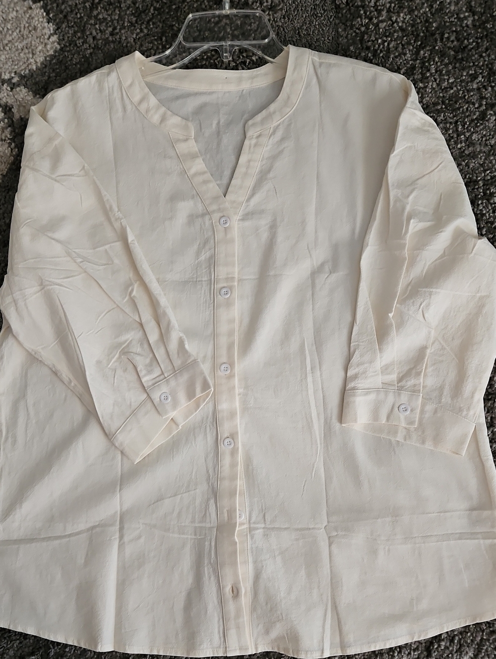 Cream V-Neck Button Front Blouse Sz XL